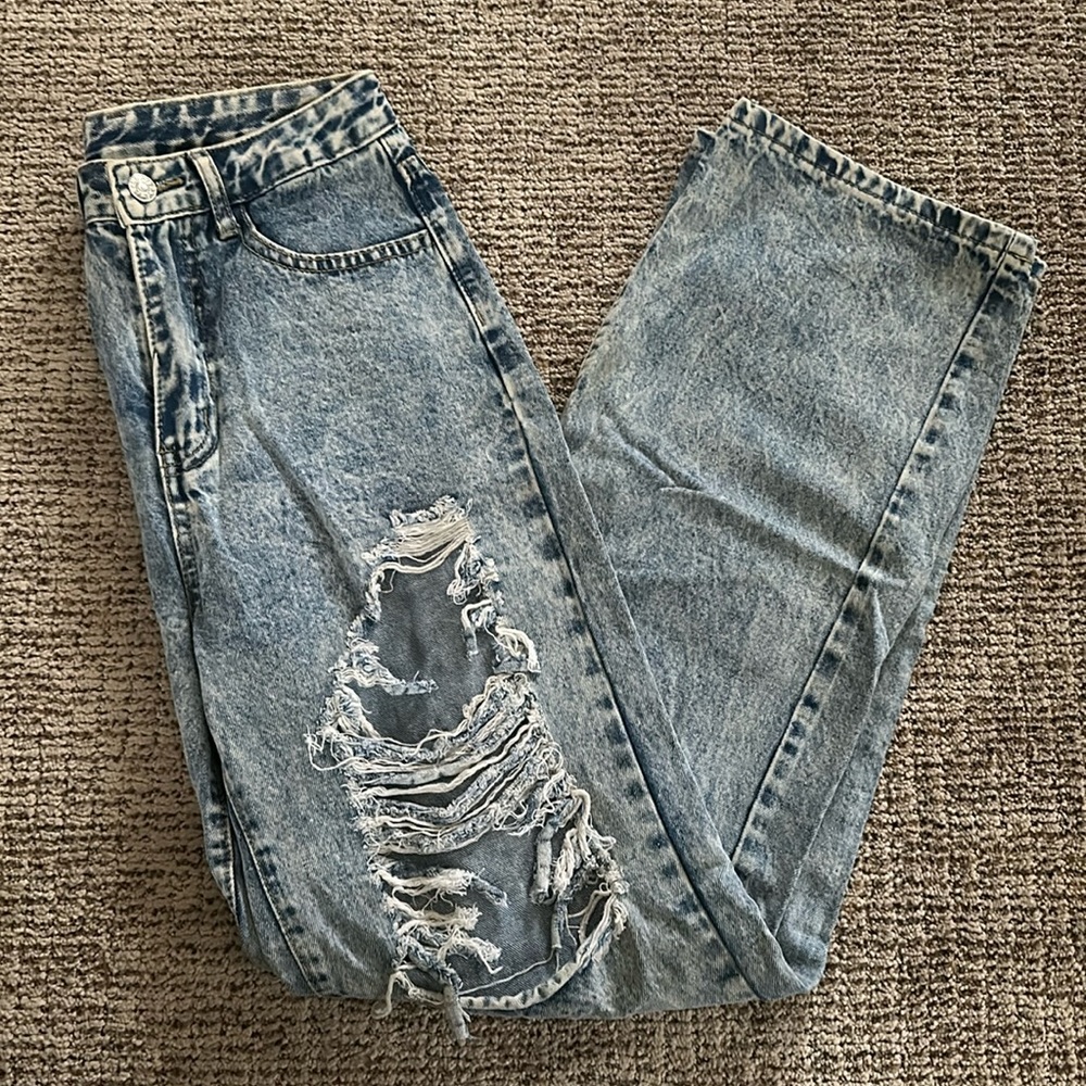 Distressed Boyfriend Jean (XS/2)